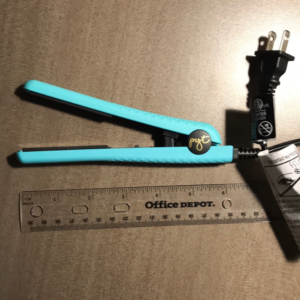 Mini Hair Straightener